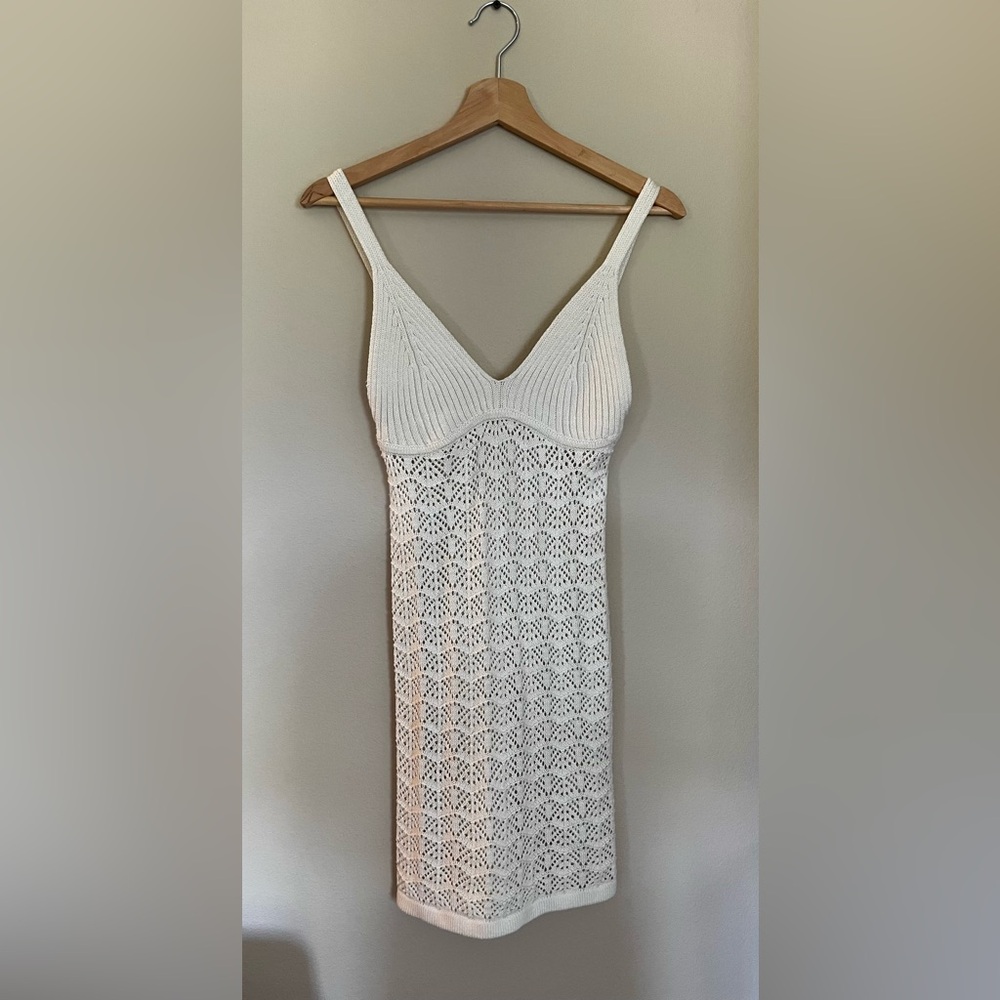 Elegant White Knit Dress